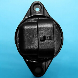 استپر موتور ایساکو مدل 002031 کد XU7P.XUM مناسب برای پژو پارس ، وانت آریسان ۲