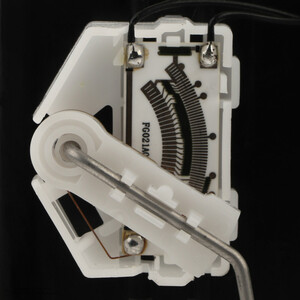 پمپ بنزین مادپارت مدل 729 کد 330603020002 مناسب برای آریسان و روا