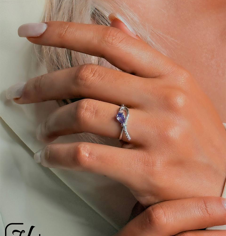 انگشتر پاپیونی