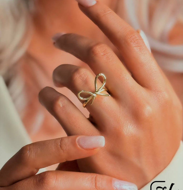 انگشتر پاپیونی