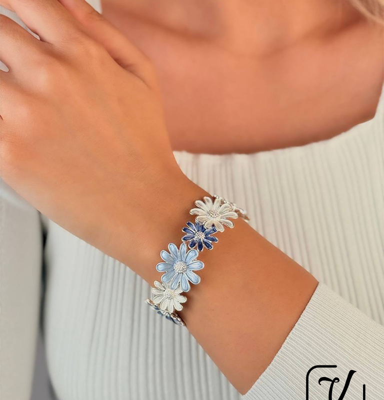 دستبند طرح گل بابونه