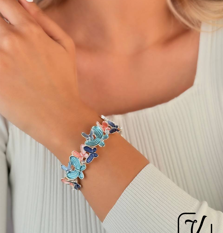 دستبند طرح پروانه