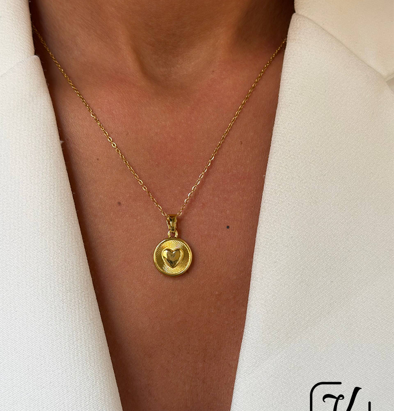 گردنبند  طرح قلب