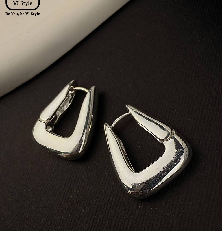 گوشواره طرح مینیمال مدرن