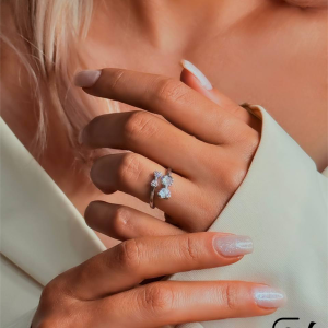 انگشتر پاپیونی