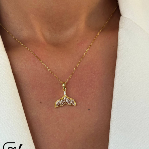 گردنبند طرح دم وال