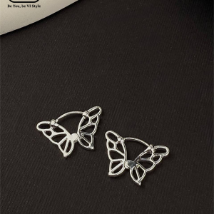 گوشواره طرح پروانه