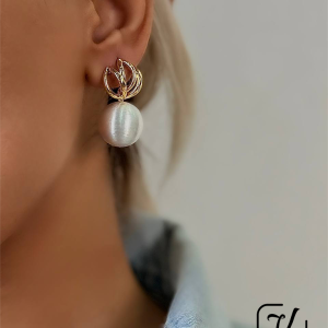 گوشواره طرح توپی