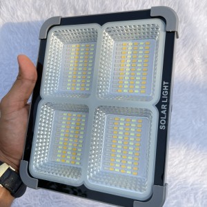 پرژکتور شارژی سولاری 200 وات SOLAR LED LIGHT پاوربانک دار  4 باطری