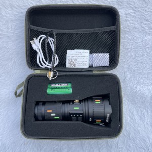 چراغ‌دستی پلیسی SMALL SUN ZY‑T707 با نور قوی و زوم قابل تنظیم، مناسب شکار و کمپینگ