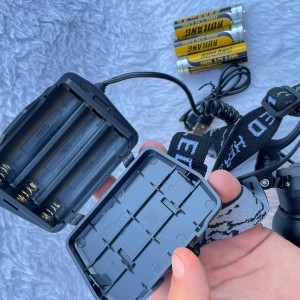 چراغ پیشانی شارژی RUILANG مدل RL‑T2208 با سه باتری 6800 میلی‌آمپر