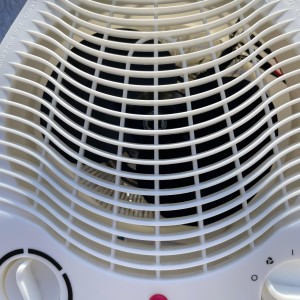 بخاری برقی فن‌دار HJEA مدل HJ-03 کوچک و کم‌مصرف با تنظیم دما