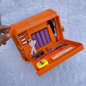 پرژکتور خورشیدی شارژی ۲۰۰ وات مدل جعبه‌ابزاری ضدآب با چهار باتری