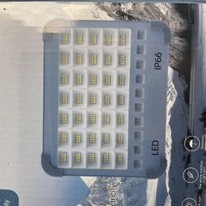 پروژکتور خورشیدی LED مدل Solar 300 Beads ضدآب IP66