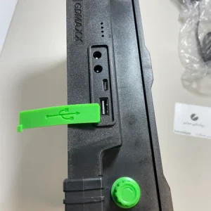 پروژکتور خورشیدی 500W شارژی پنل جدا و 5 باتری قابل‌تعویض + دو لامپ