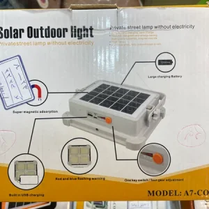 پروژکتور خورشیدی برند Solar Light با ۶ باتری لیتیومی و لامپ COB فوق‌پرانرژی