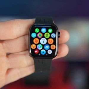 ساعت هوشمند اچ کا مدل HK11 Mini Plus با بدنه آلومینیومی و بند سیلیکونی