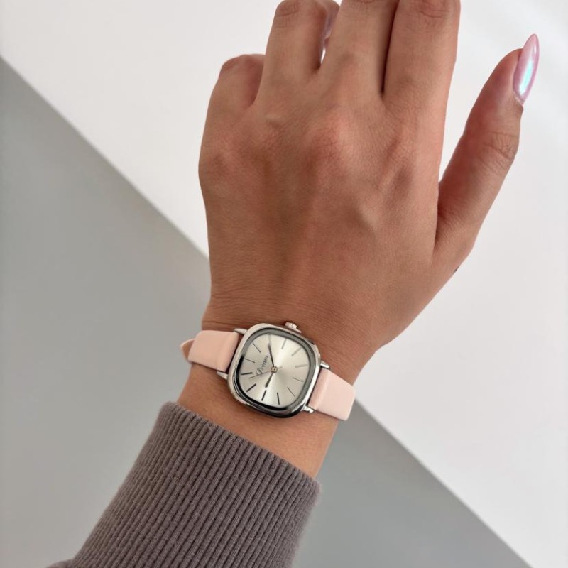 ساعت مچی بند چرمی کارن