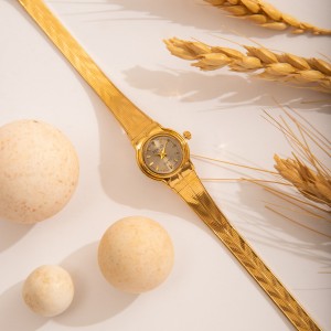 ساعت مچی فنسی