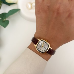 ساعت مچی اولیا