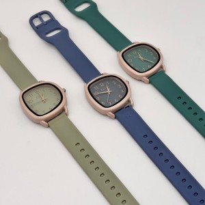 ساعت مچی بند سیلیکونی کوتاک