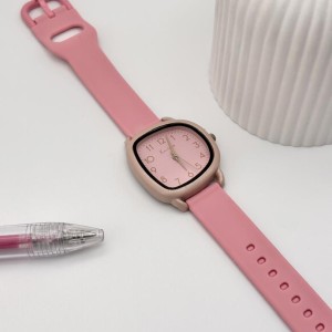 ساعت مچی بند سیلیکونی کوتاک