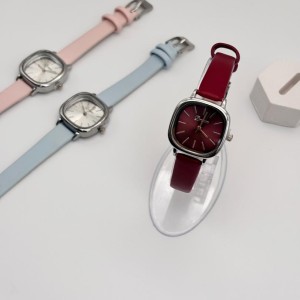 ساعت مچی بند چرمی کارن