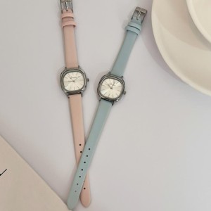 ساعت مچی بند چرمی کارن