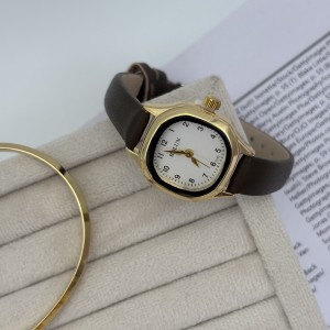 ساعت مچی بند چرمی بالون