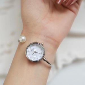 ساعت بنگل فنسی