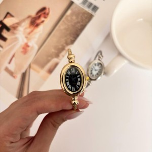 ساعت بنگل جینوا