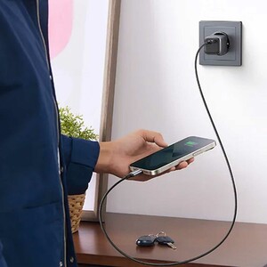 شارژر دیواری تایپ‌سی 30 وات یوگرین CD319 90666