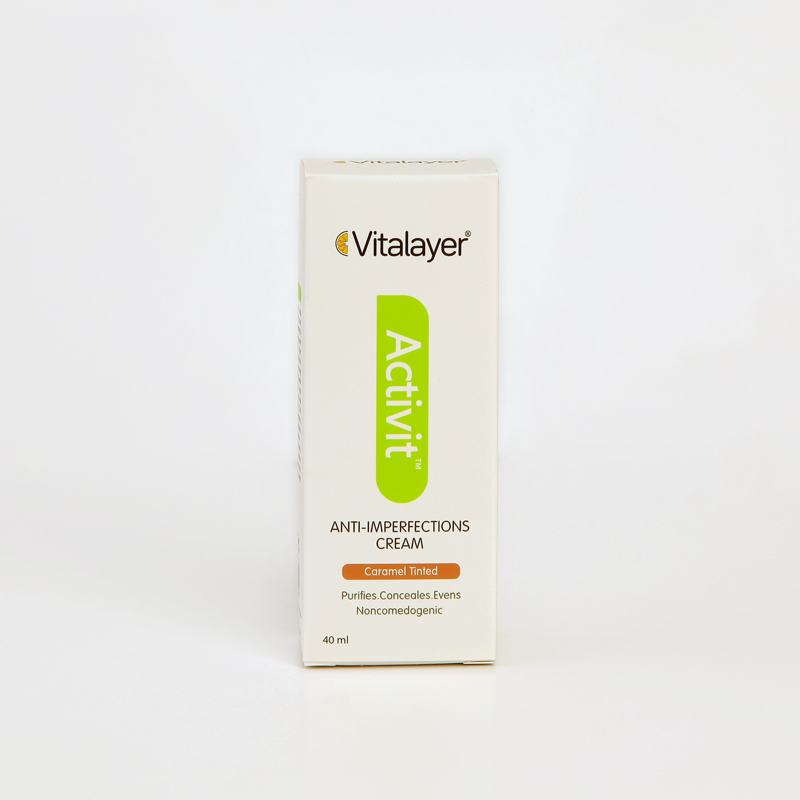کرم ضدنقص رنگی ویتالیر Activit – رنگ کاراملی (Caramel Tinted) – مناسب پوست‌های دارای نواقص (۴۰ میل)