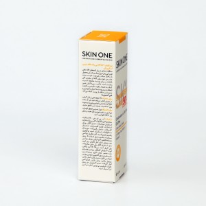 کرم ضدآفتاب اسکین وان مدل Sunscreen Fluid SPF 50+ مناسب پوست مختلط تا چرب (فاقد چربی) حجم 40 میلی‌لیتر