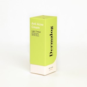 کرم ضدجوش درمالوگ (Dermalog) – رنگ Light | کنترل چربی و پوشانندگی ملایم