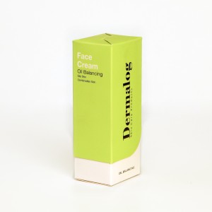 کرم کنترل چربی درمالوگ Dermalog – تنظیم سبوم و کاهش براقیت پوست