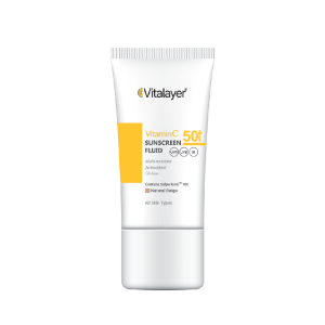 ضد آفتاب فلوئید رنگی Vitalayer Vitamin C SPF50 بژ طبیعی | محافظت کامل با پوشش طبیعی پوست