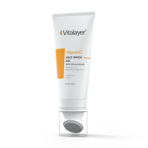 ژل شستشوی صورت Vitalayer Vitamin C با برس سیلیکونی | روشن کننده و پاک کننده ملایم پوست