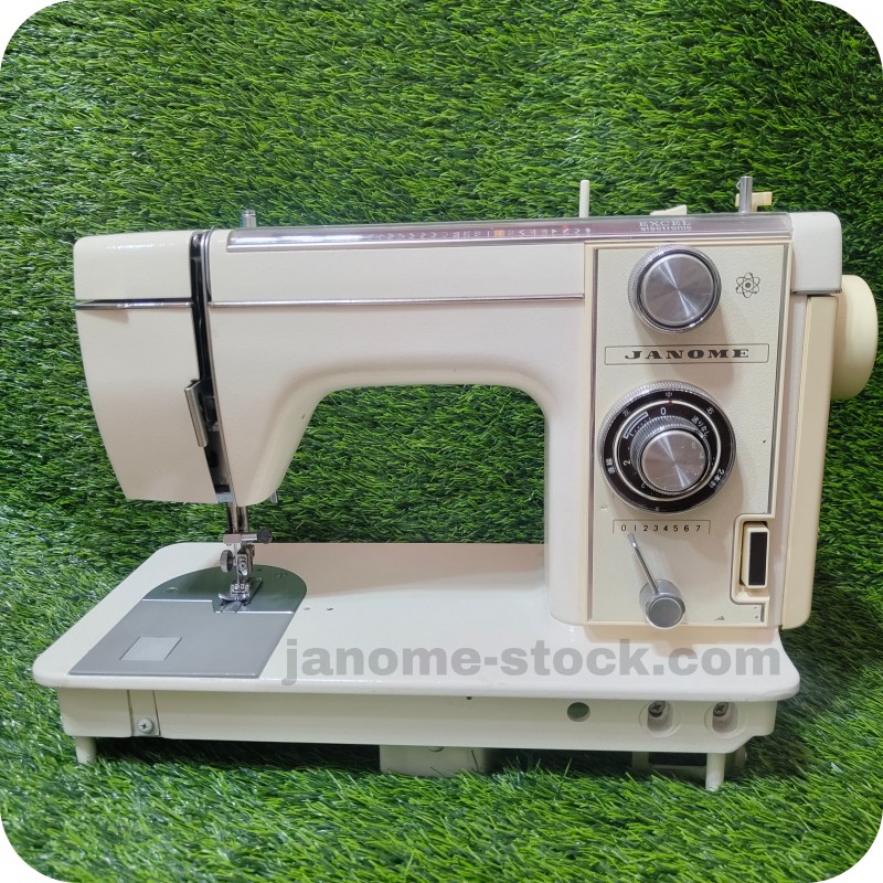 چرخ خیاطی ژانومه 814