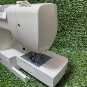 چرخ خیاطی ژانومه دیجیتالی