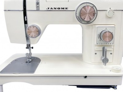 توضیحات چرخ خیاطی ژانومه 802