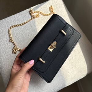 کیف مشکی استرادیواریوس