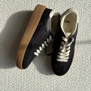 کتانی زارا کد 1497