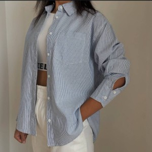 شومیز آبی راه راه