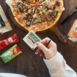 ساشه آویشن تکنفره ی چهارگوش اعلا ۰.۵ گرمی ۳۵۰۰ عددی اثرار