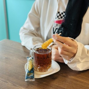 نبات نی دار چوبی تک نفره زعفرانی اثرار ۶/۵ کیلویی