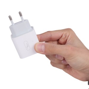 شارژر دیواری 12 وات اسکای دلفین SC38 PD 2.4A