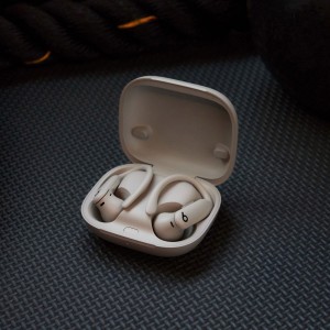 ایربادز Powerbeats Pro 2