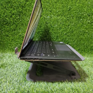 لپ‌تاپ Dell XPS 13 9360 | i5 نسل 8 | رم 8 | SSD 256