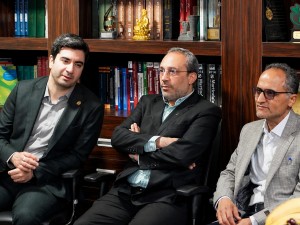 بازدید مدیران سازمان غذا و دارو از شرکت داروسازی نیاک و خطوط تولید